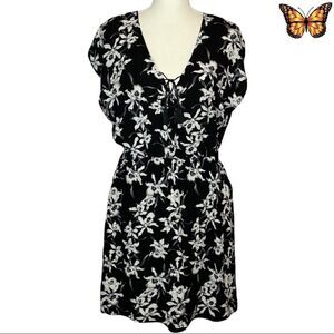 BLACK Tape_ Floral Print Cinched Waist Size Medium